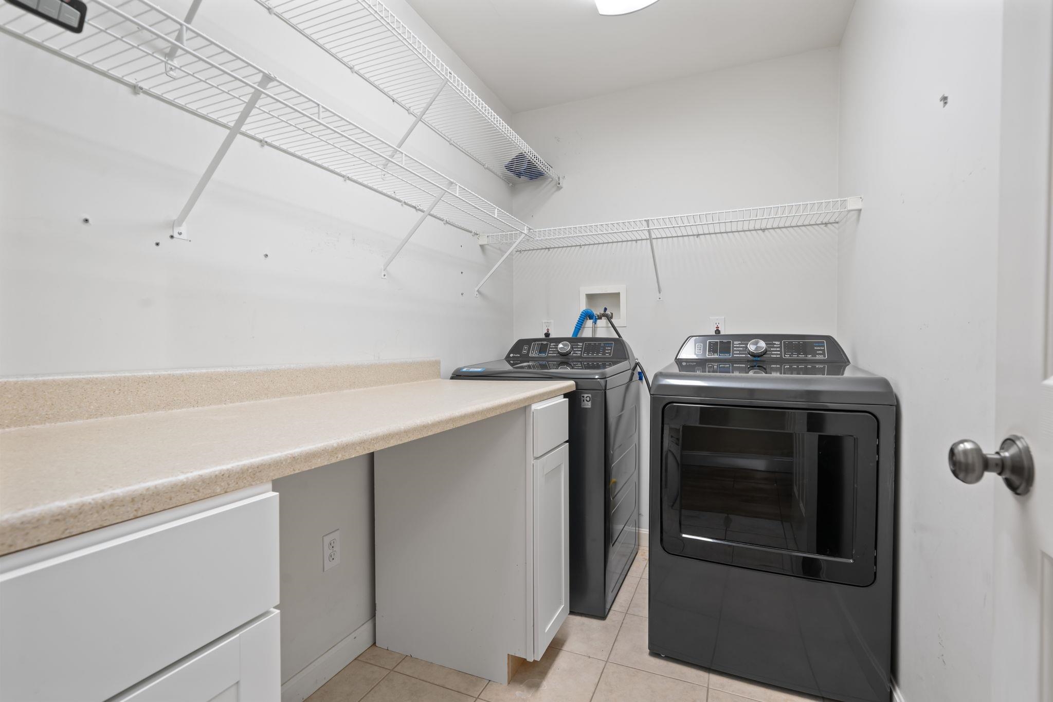 5 Thistle Lane Hooksett, NH 03106 - Photo 12 of 64