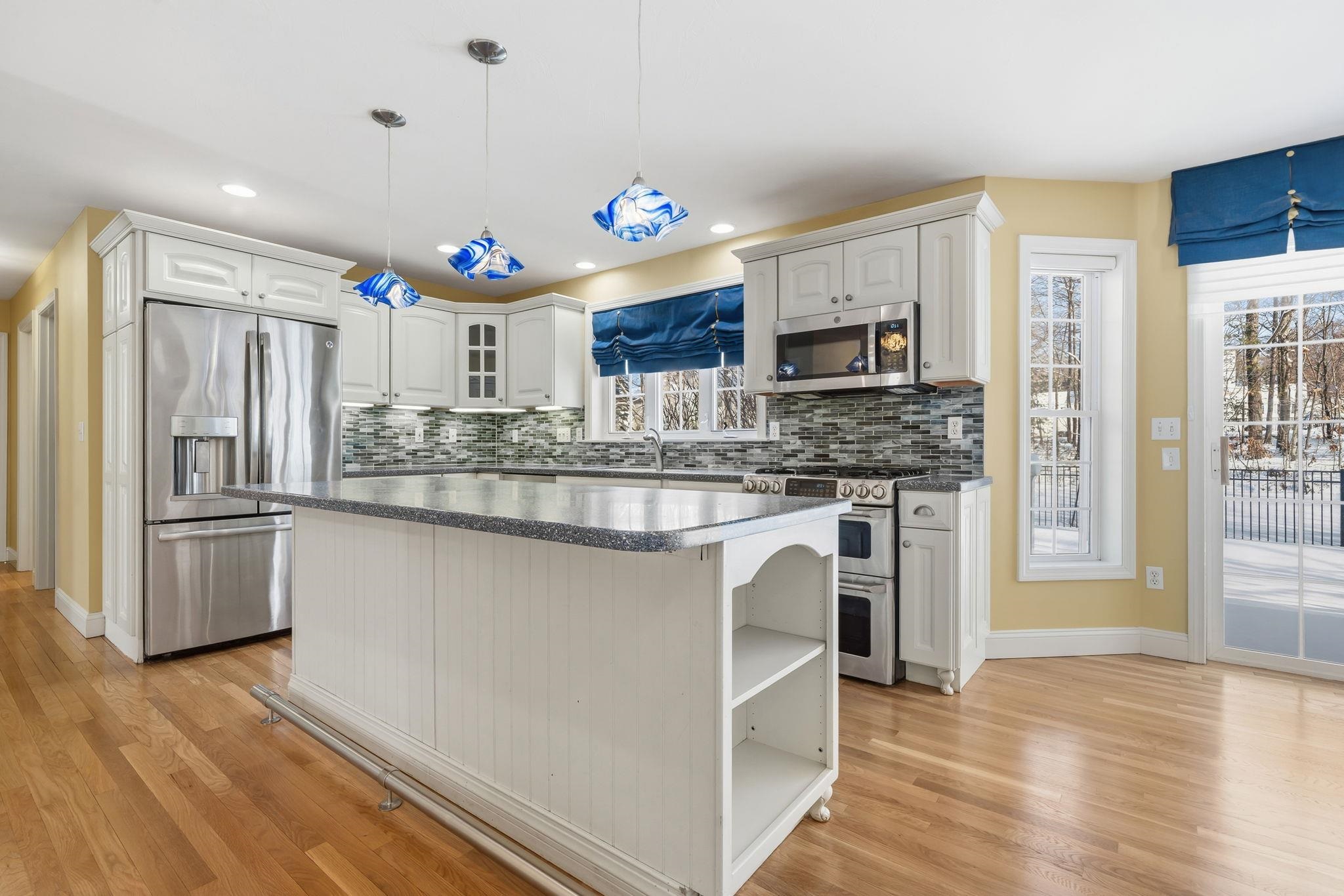 5 Thistle Lane Hooksett, NH 03106 - Photo 13 of 60