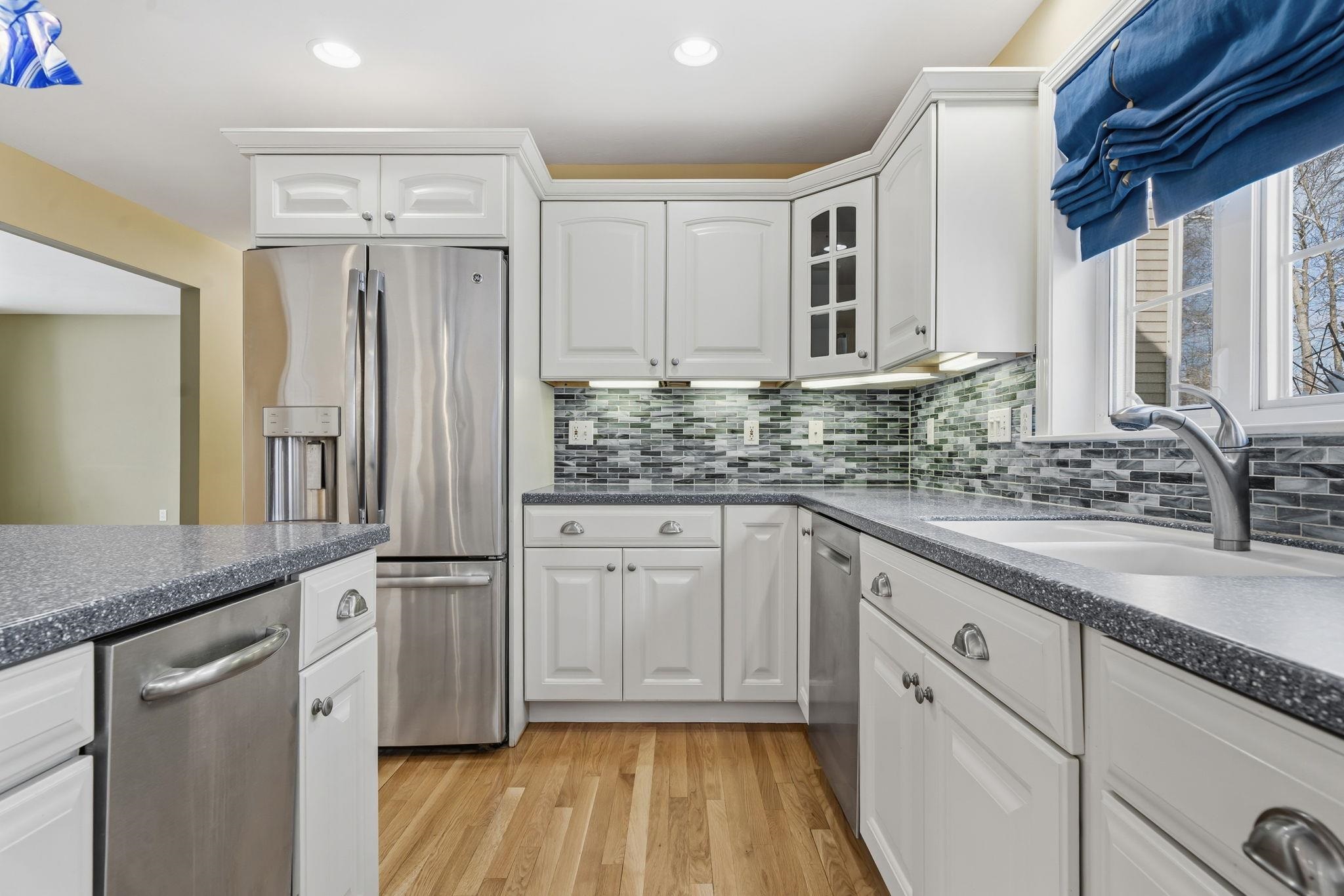 5 Thistle Lane Hooksett, NH 03106 - Photo 15 of 60