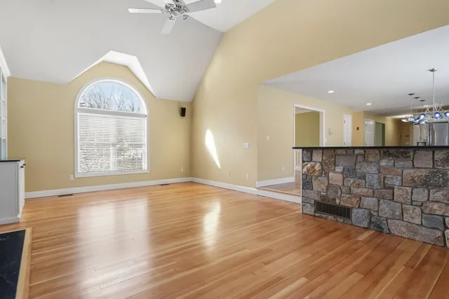 $929,000 | 5 Thistle Lane, Hooksett, NH 03106