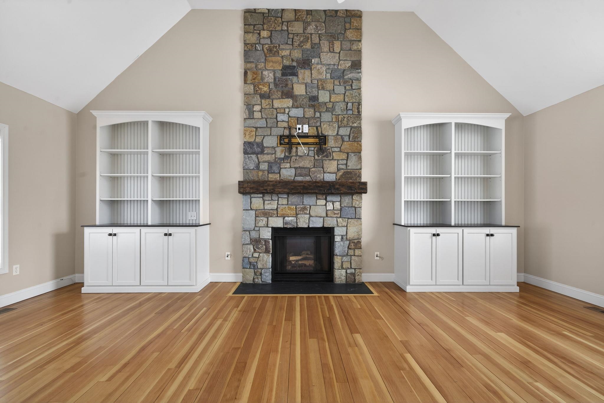 5 Thistle Lane Hooksett, NH 03106 - Photo 26 of 64