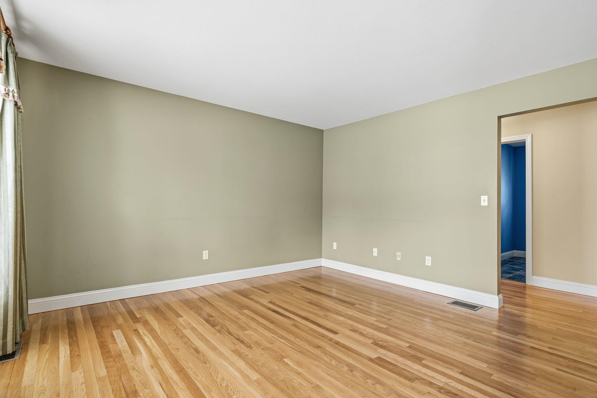 5 Thistle Lane Hooksett, NH 03106 - Photo 27 of 60