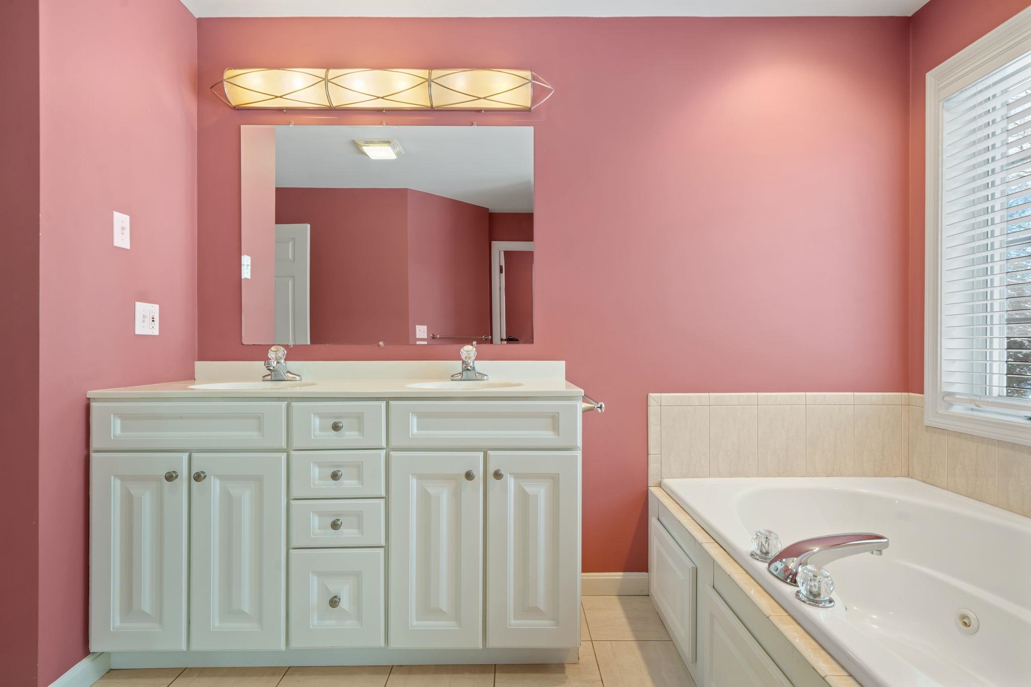 5 Thistle Lane Hooksett, NH 03106 - Photo 38 of 60