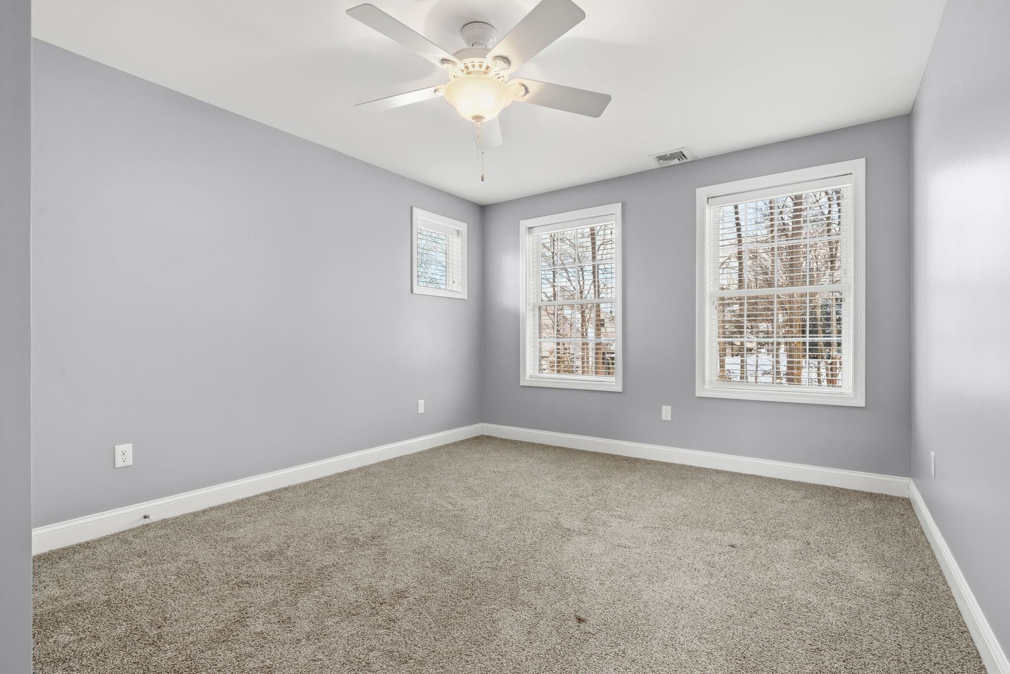 5 Thistle Lane Hooksett, NH 03106 - Photo 45 of 64