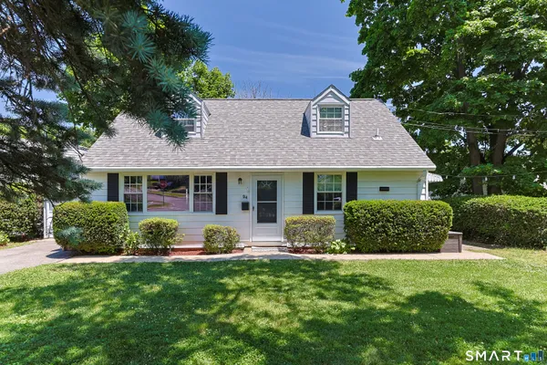 $725,000 | 94 Mathews Street, Stamford, CT 06902