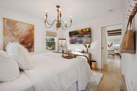 $520,000 | 3823 Vincent Avenue South, Minneapolis, MN 55410