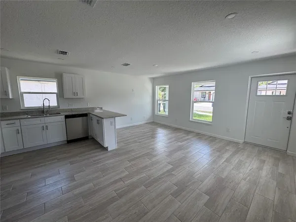$2,150 | 4210 East Cayuga Street, Tampa, FL 33610