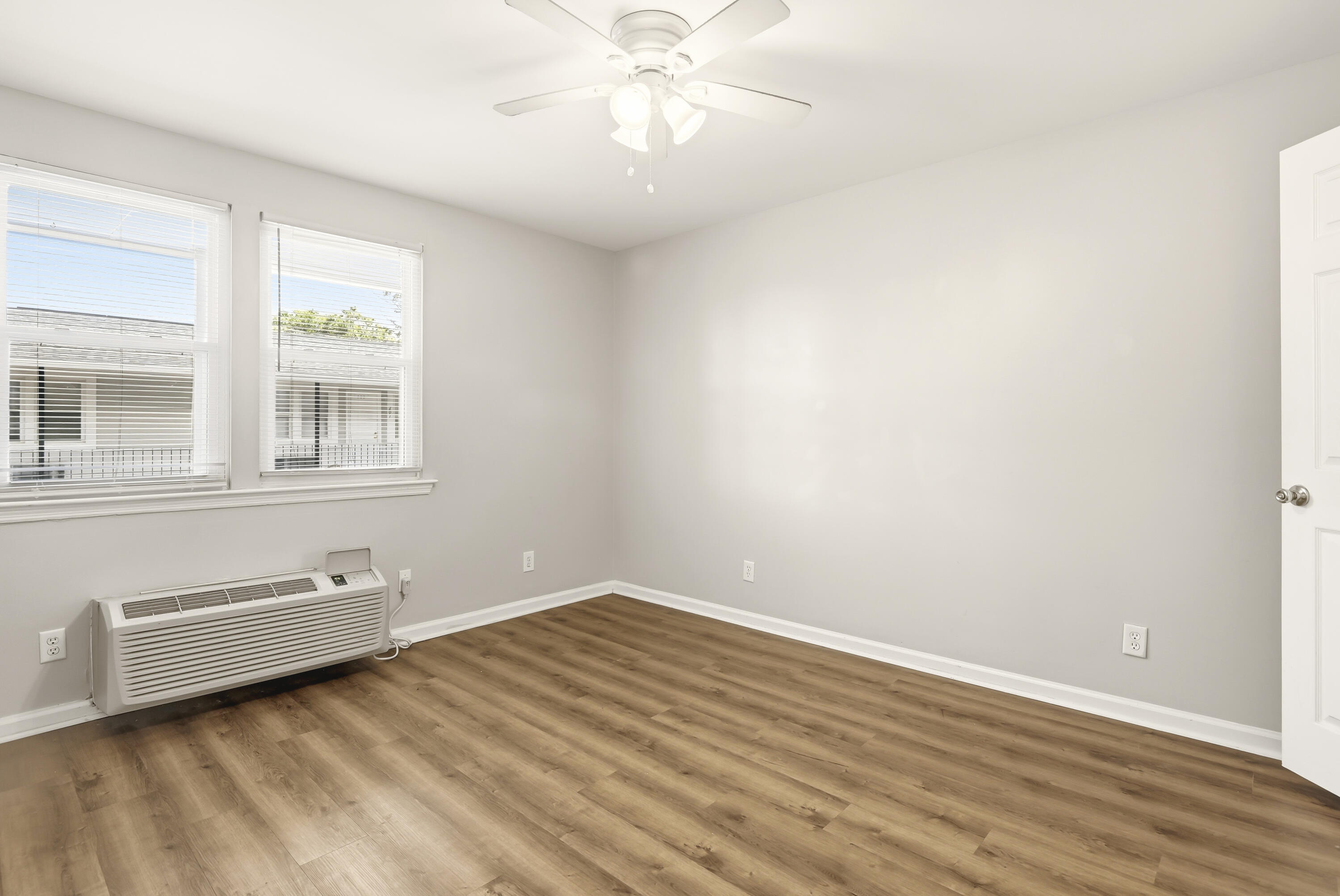 2107 Rondo Street, Unit 201 Charleston, SC 29414 - Photo 8 of 10 _DSC5622