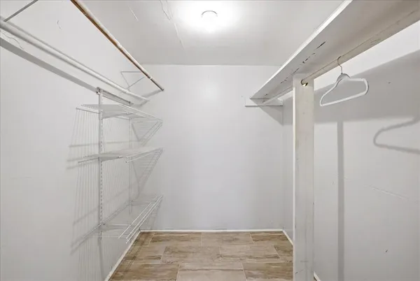 $1,350 | 4024 Collinwood Avenue, Fort Worth, TX 76107