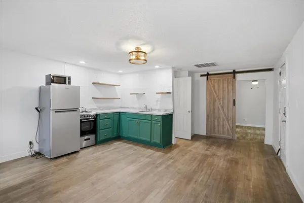 $1,350 | 4024 Collinwood Avenue, Fort Worth, TX 76107