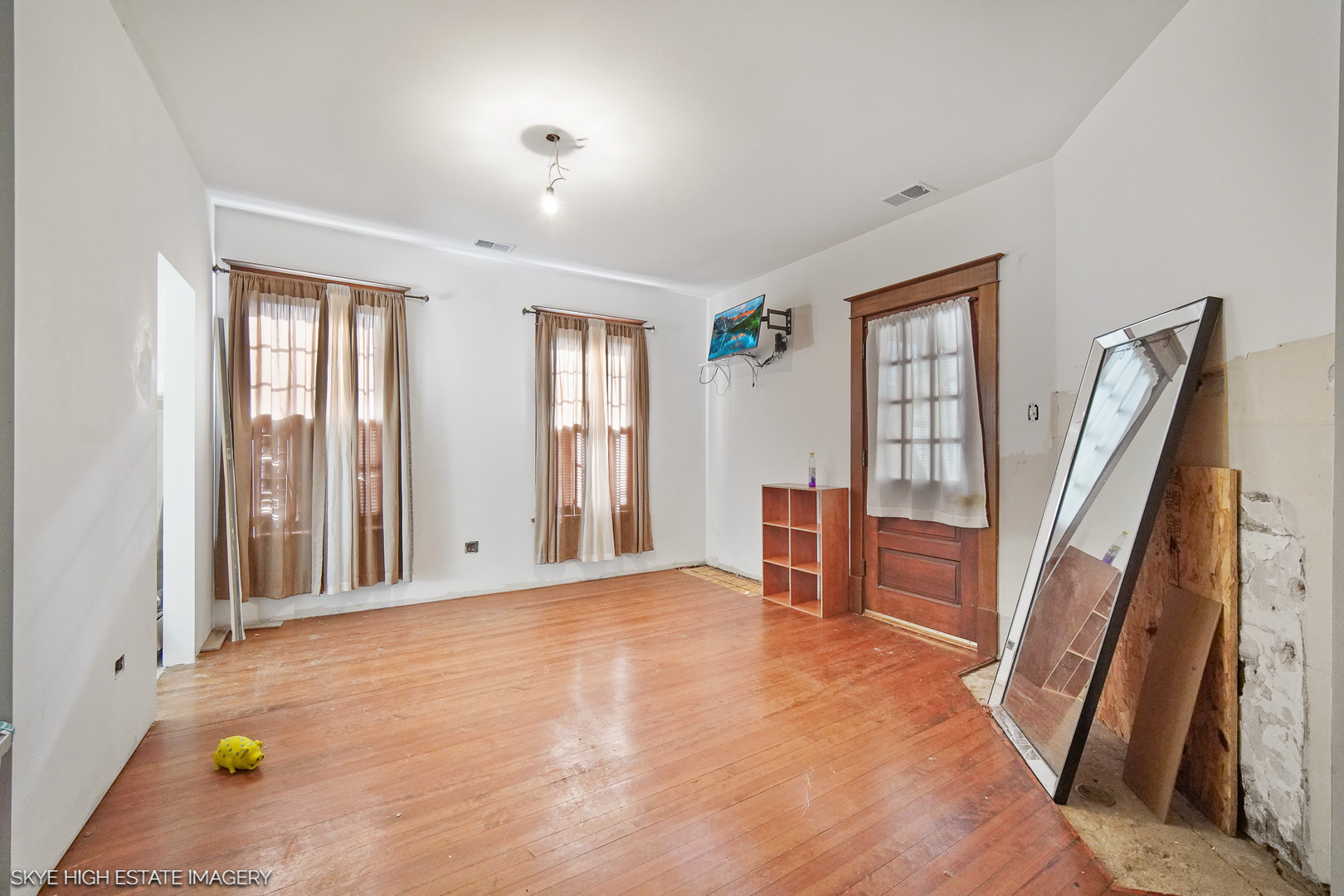 2163 Chestnut Road Homewood, IL 60430 - Photo 15 of 31 wooden floor in an empty room with a window