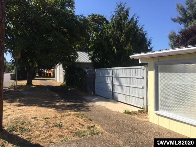 1391 Southwest Ellis Street Dallas, OR 97338 - Photo 5 of 22 Gallery Image 5