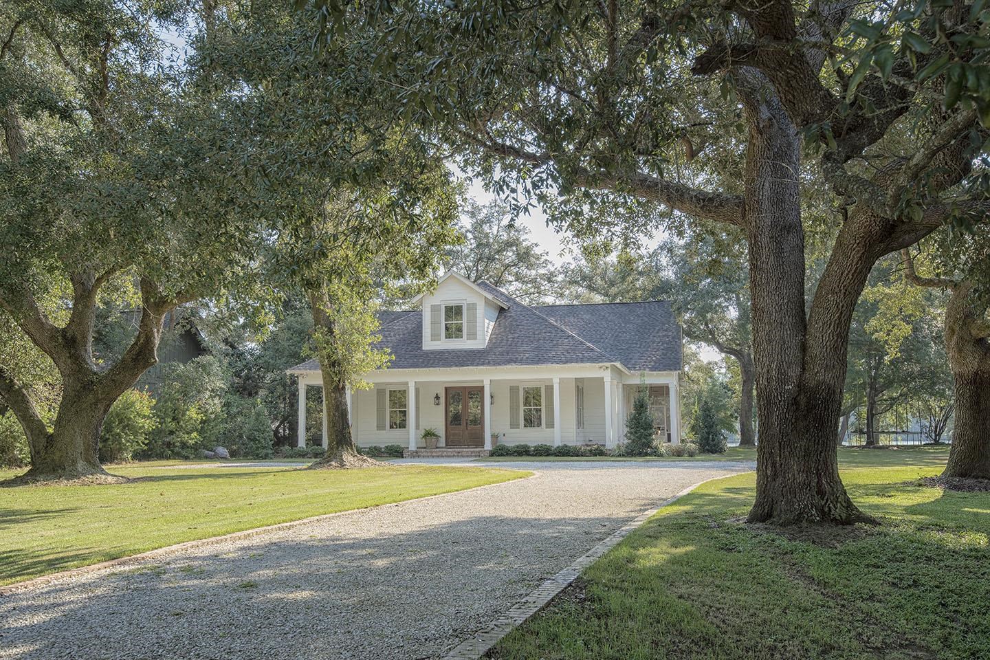 8968 Neumann Drive Elberta, AL 36530 - Photo 2 of 40