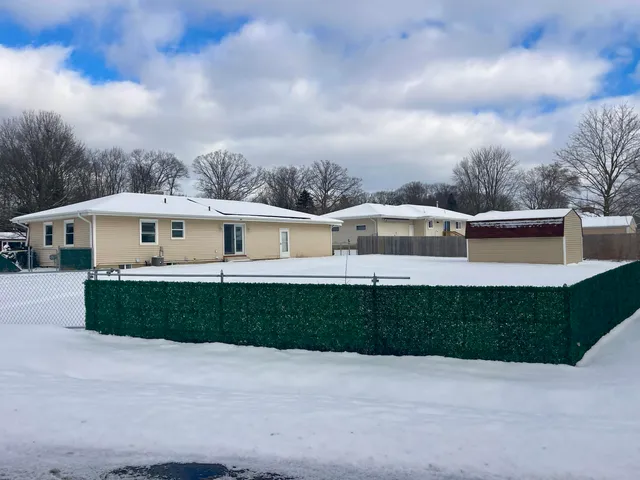 $182,500 | 1417 Gerry Drive, Jackson, MI 49202