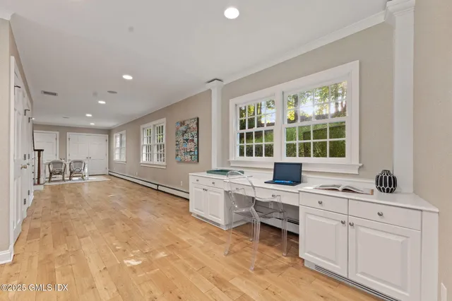 $4,995,000 | 177 Indian Head Road, Riverside, CT 06878