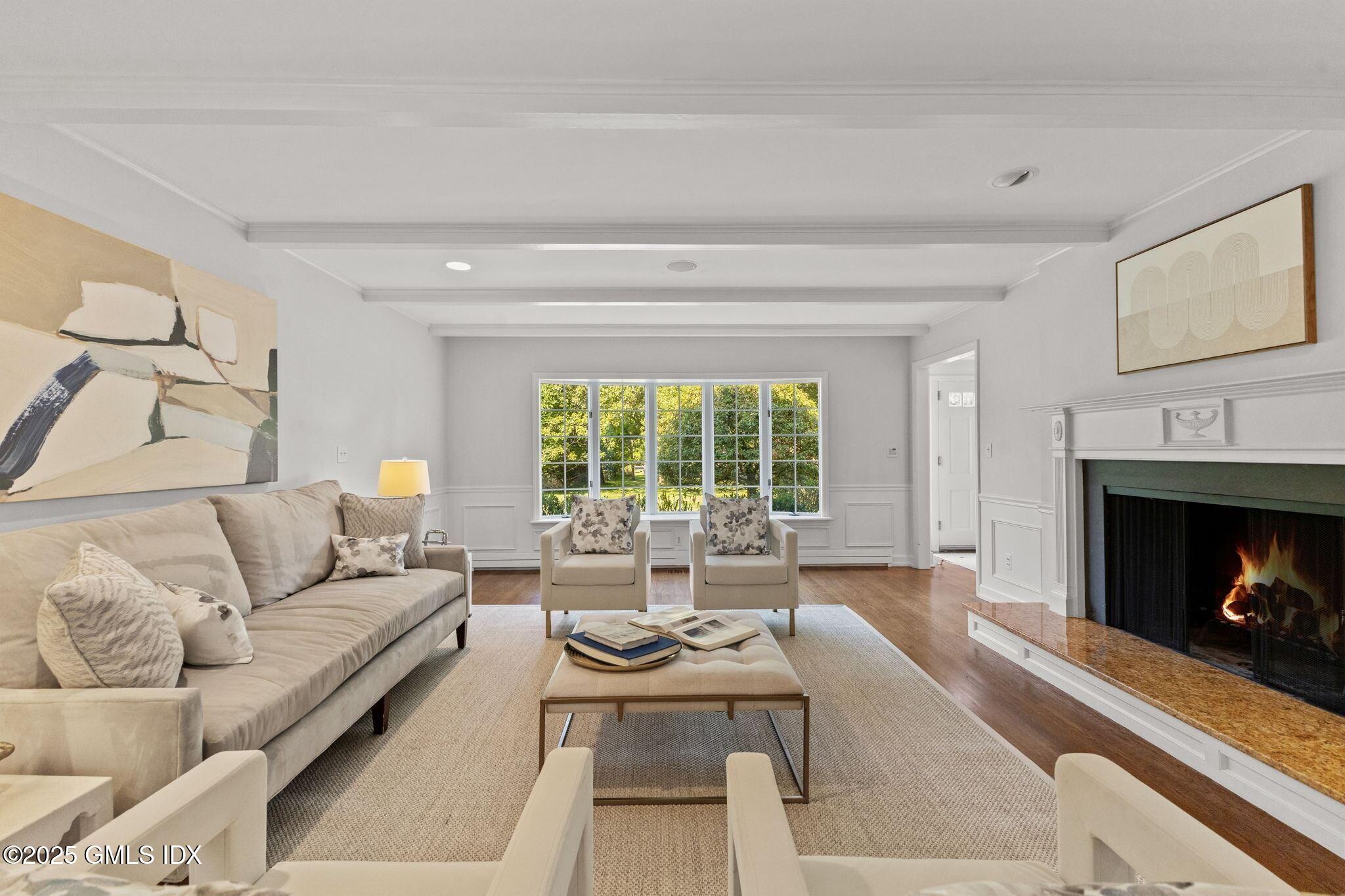 177 Indian Head Road Riverside, CT 06878 - Photo 7 of 30 Living Room