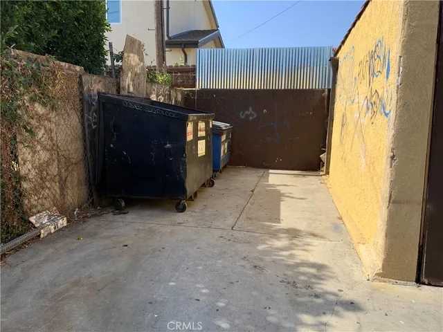 $929,000 | 329 Ross Place, Wilmington, CA 90744