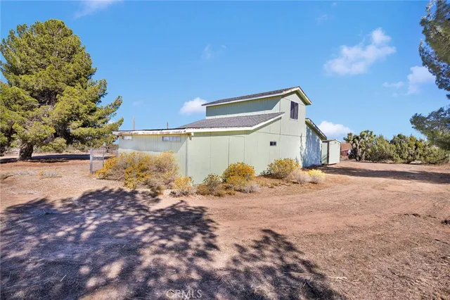 $365,000 | 9283 Atsina Road, Phelan, CA 92371