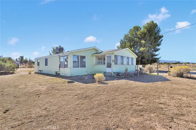 $365,000 | 9283 Atsina Road, Phelan, CA 92371