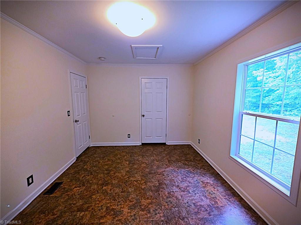 1380 Bethany Road Madison, NC 27025 - Photo 15 of 32