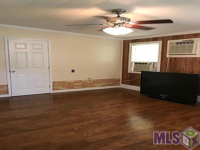 101 Lloyd Street Montegut, LA 70377 - Photo 2 of 9 Family Room