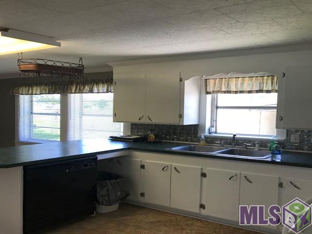 101 Lloyd Street Montegut, LA 70377 - Photo 4 of 9 Kitchen
