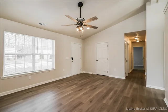 $1,785 | 1800 Field Drive, Jeffersonville, IN 47130