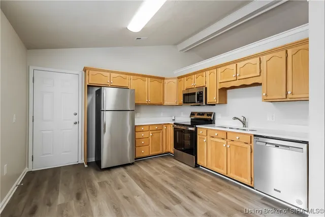 $1,785 | 1800 Field Drive, Jeffersonville, IN 47130