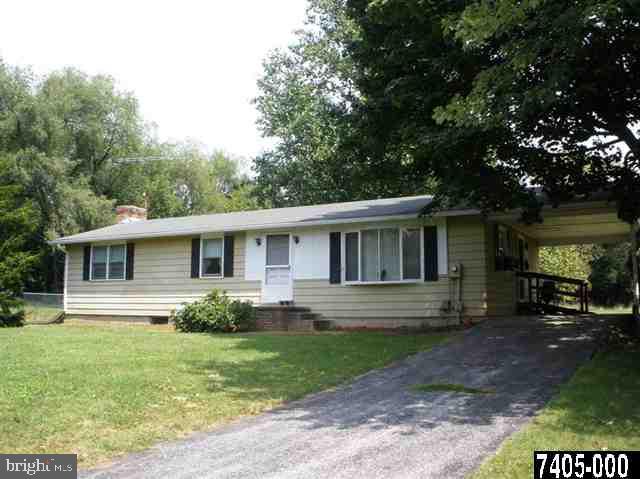 1225 Biglerville Road Gettysburg, PA 17325 - Photo 3 of 11 Gallery Image 3