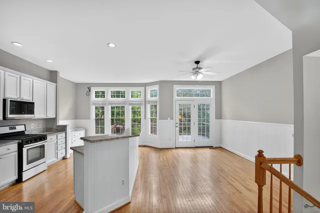 $3,100 | 25402 Herring Creek Drive, Chantilly, VA 20152