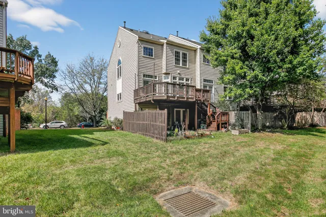 $3,100 | 25402 Herring Creek Drive, Chantilly, VA 20152