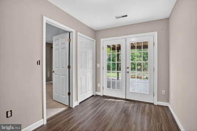 $3,100 | 25402 Herring Creek Drive, Chantilly, VA 20152
