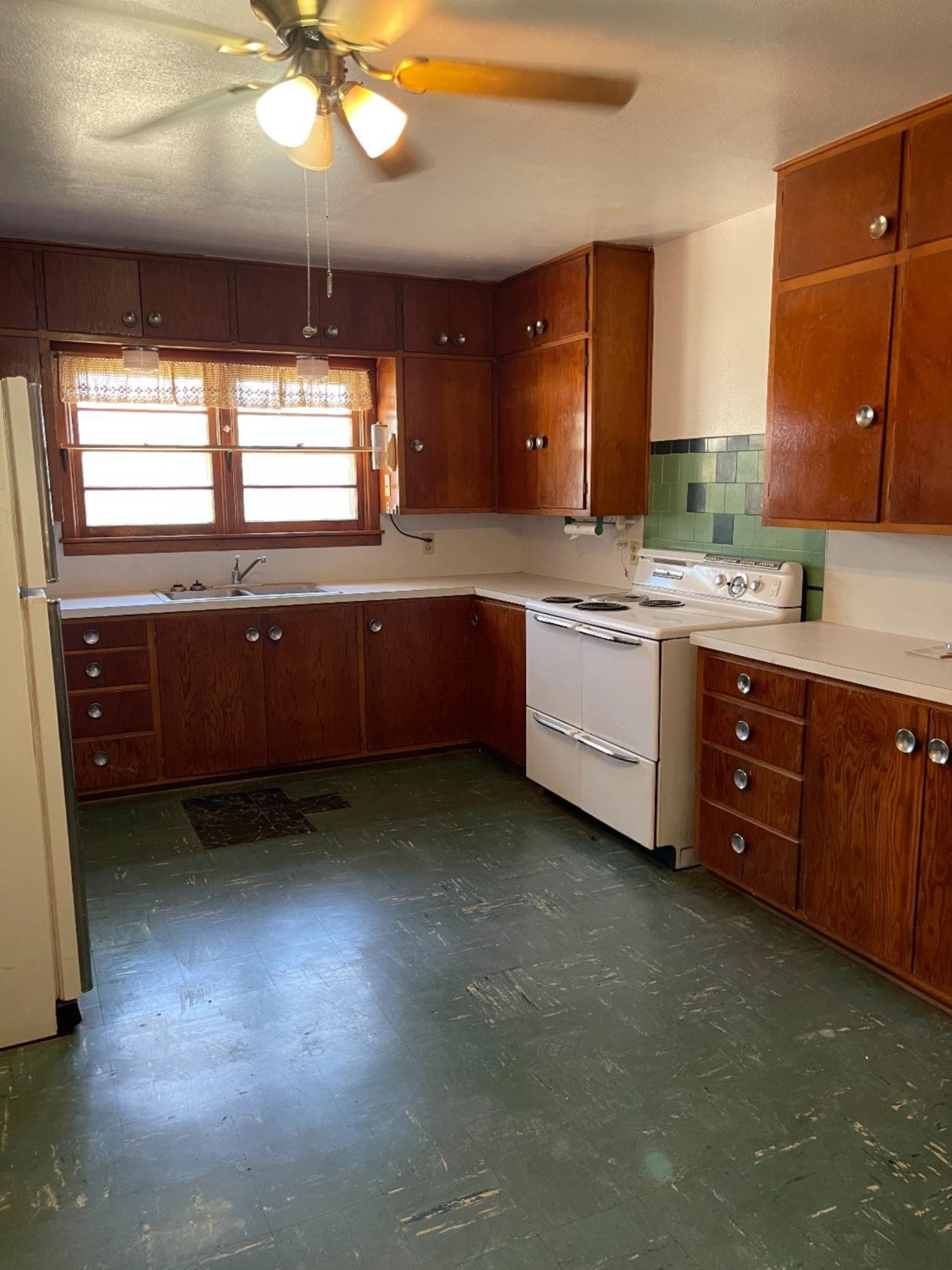 2520 38th Street Lubbock, TX 79413 - Photo 7 of 14 Photo 7