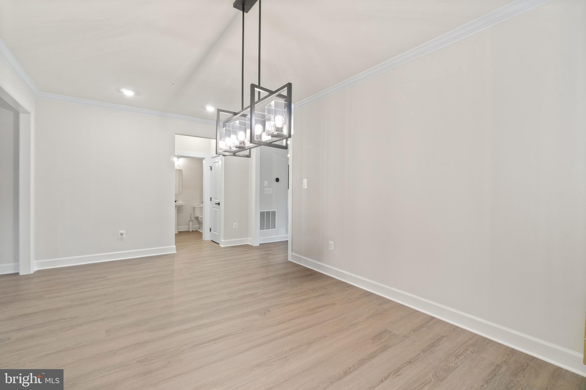 6547 Clubhouse Boulevard Laurel, MD 20708 - Photo 19 of 54 Dining Room