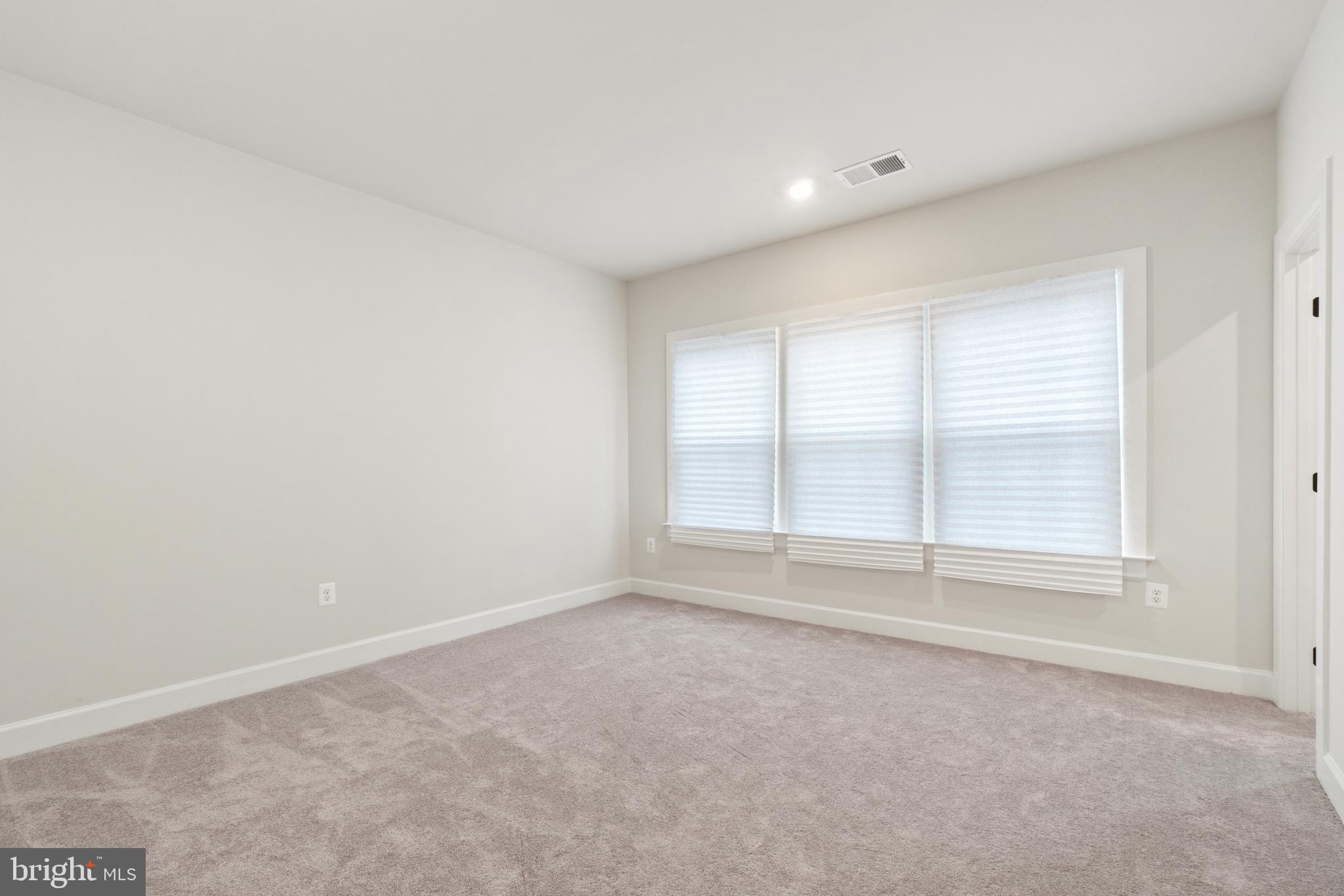 6547 Clubhouse Boulevard Laurel, MD 20708 - Photo 25 of 54 Bedroom