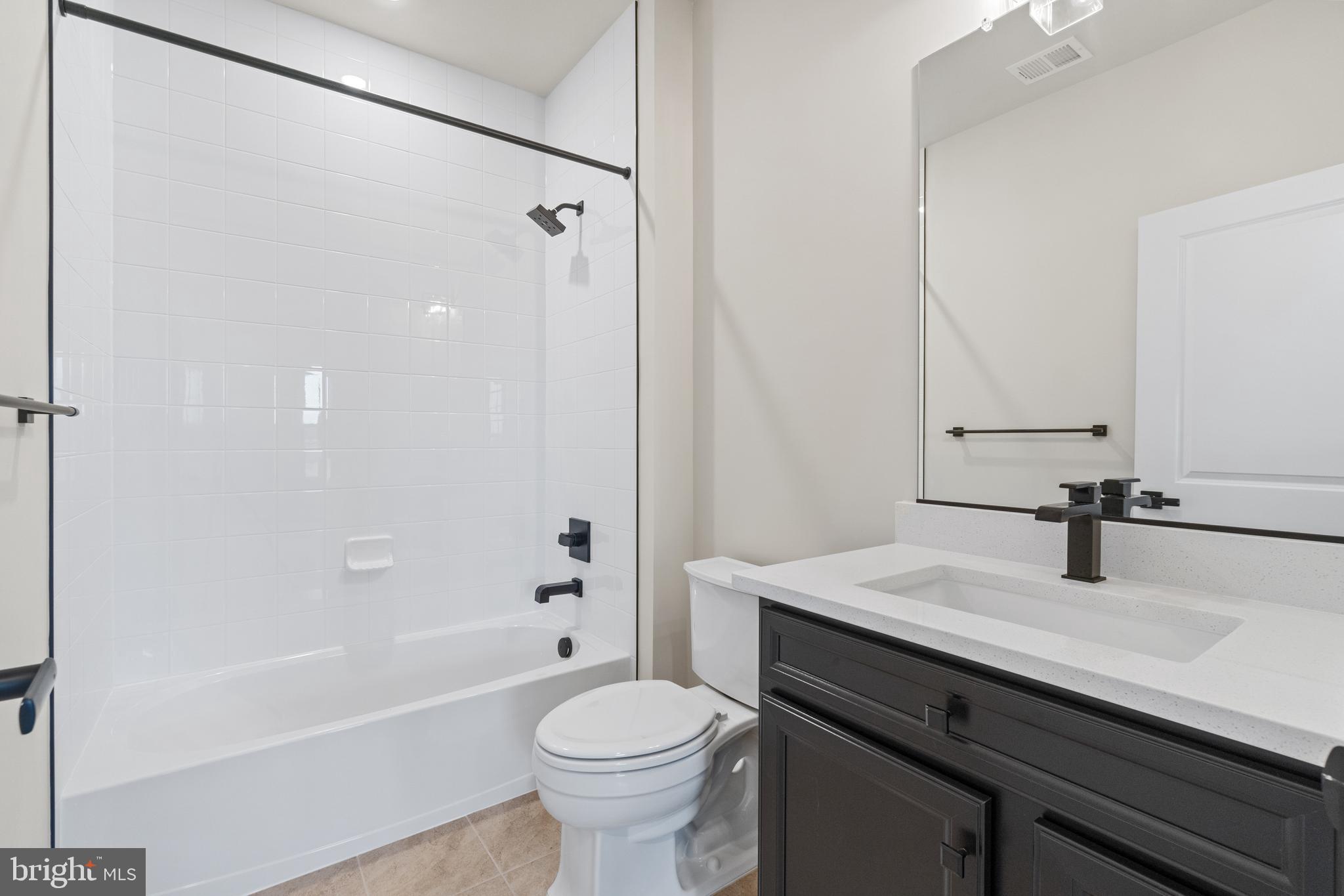 6547 Clubhouse Boulevard Laurel, MD 20708 - Photo 32 of 54 Ensuite Bathroom