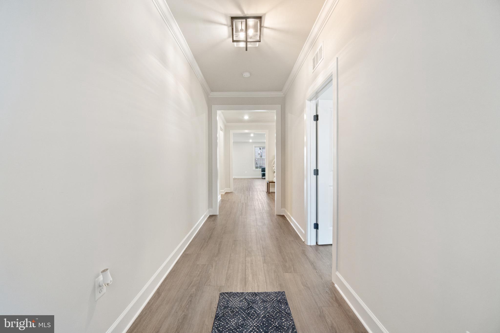 6547 Clubhouse Boulevard Laurel, MD 20708 - Photo 6 of 54