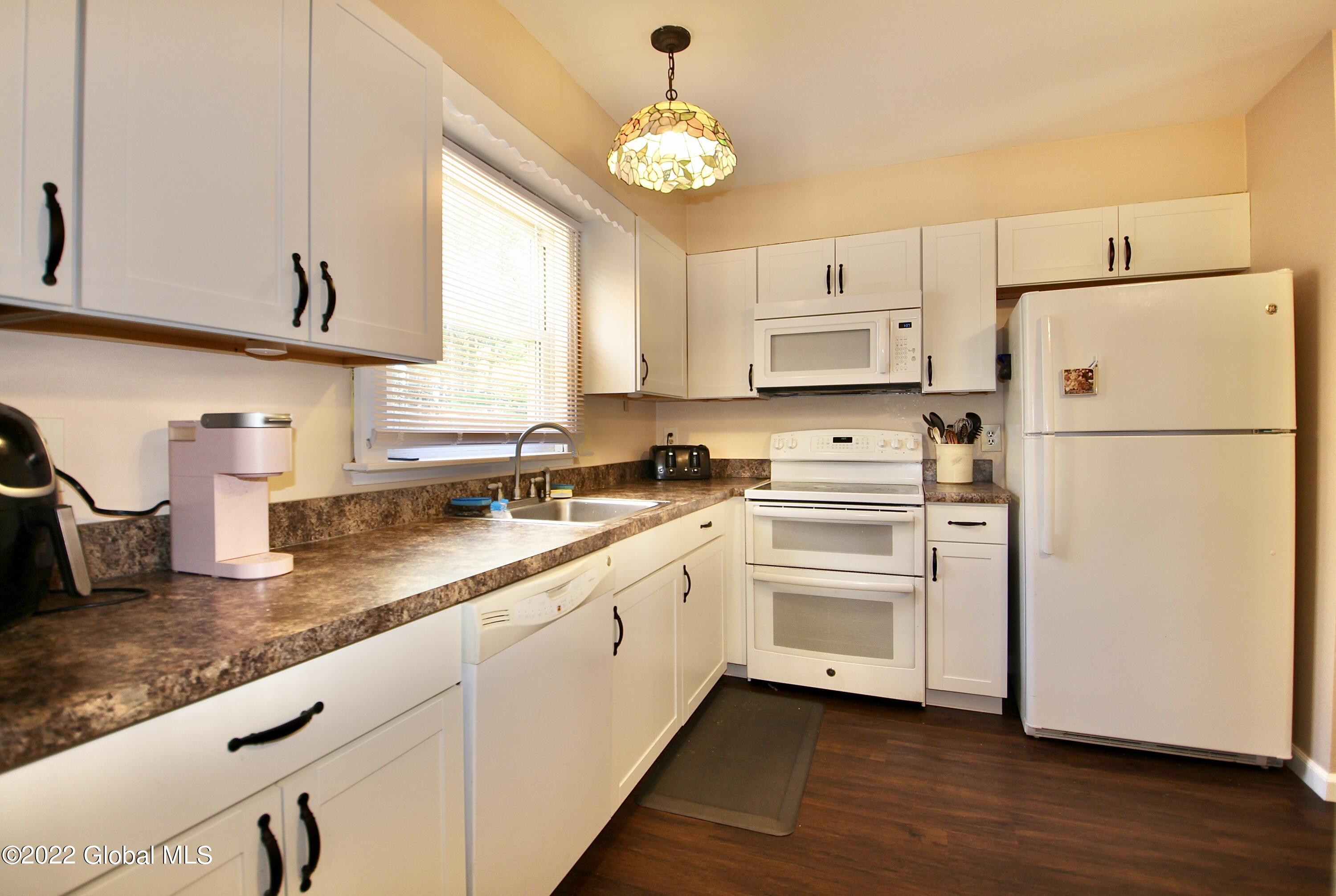 1200 Kings Road Colonie, NY 12303 - Photo 8 of 45 IMG_6333