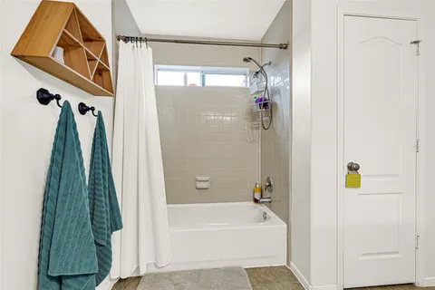 $439,000 | 2602 Shady Acres Court, Houston, TX 77008