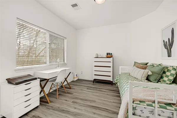$439,000 | 2602 Shady Acres Court, Houston, TX 77008