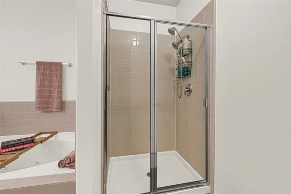 $439,000 | 2602 Shady Acres Court, Houston, TX 77008