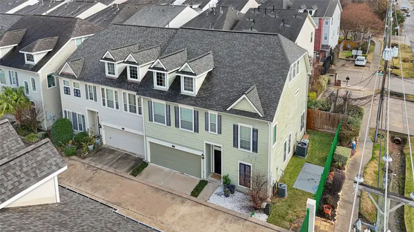 $439,000 | 2602 Shady Acres Court, Houston, TX 77008