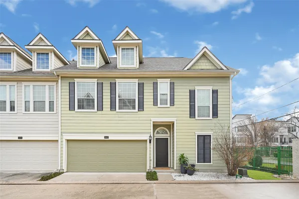 $439,000 | 2602 Shady Acres Court, Houston, TX 77008