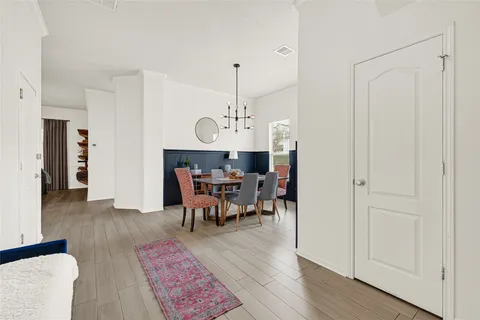 $439,000 | 2602 Shady Acres Court, Houston, TX 77008