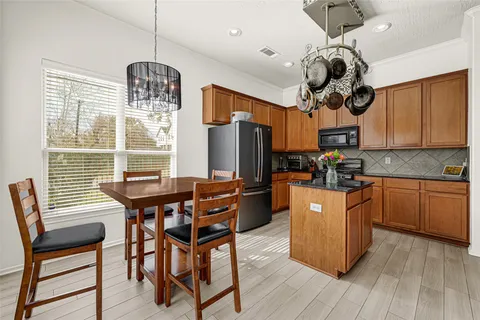 $439,000 | 2602 Shady Acres Court, Houston, TX 77008