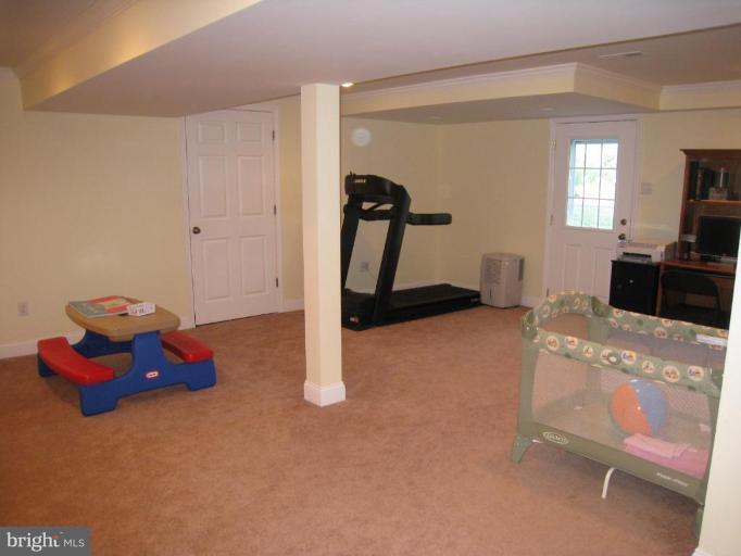 6553 King Road Boonsboro, MD 21713 - Photo 12 of 14 Family Room