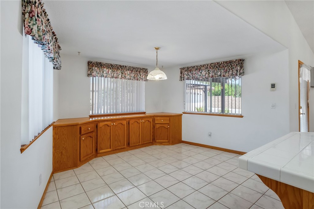 10636 Regency Road Hesperia, CA 92345 - Photo 13 of 32