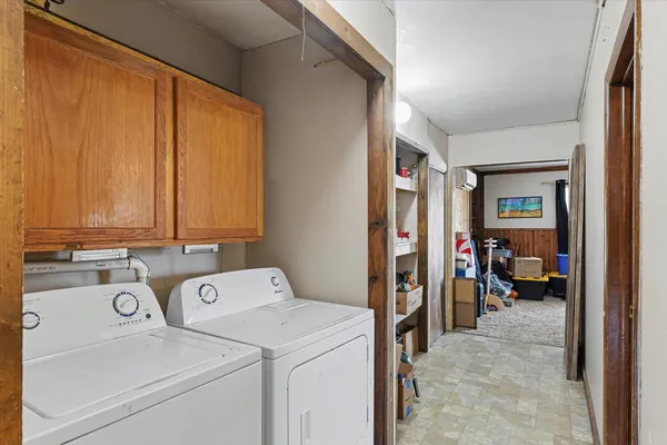 $68,500 | 136 East Ohio Street, Sibley, IL 61773
