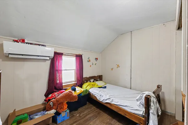$68,500 | 136 East Ohio Street, Sibley, IL 61773