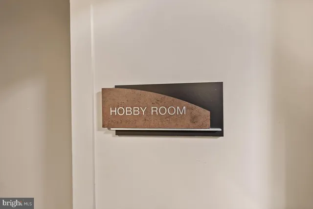 $3,200 | 5904 Mt Eagle Drive, Unit 105, Alexandria, VA 22303